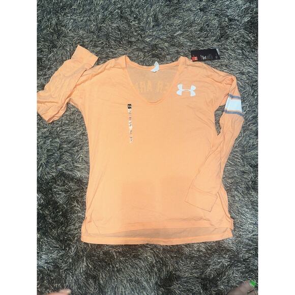 NWT Under Armour HeatGear Women’s Fitted Long Sleeve Peach Top Sz Small - Picture 1 of 5